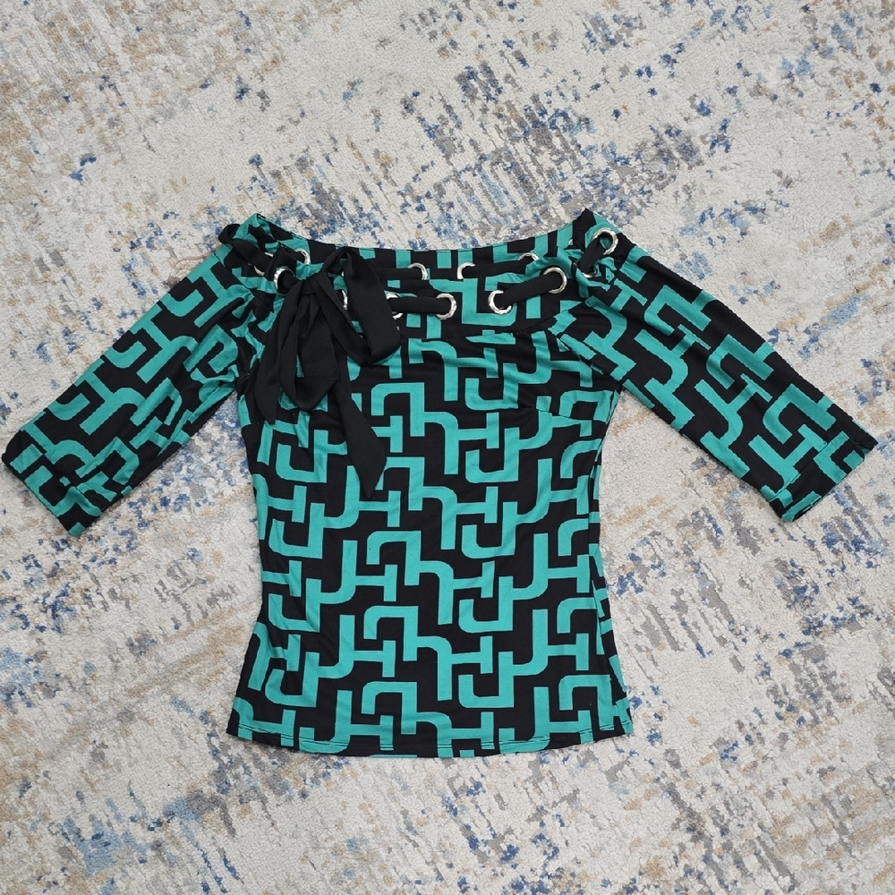 Pastels Black &‎ Green Geometric Grommet Blouse Size M